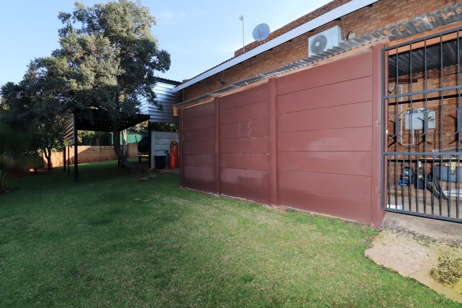 4 Bedroom Property for Sale in Doringkruin North West